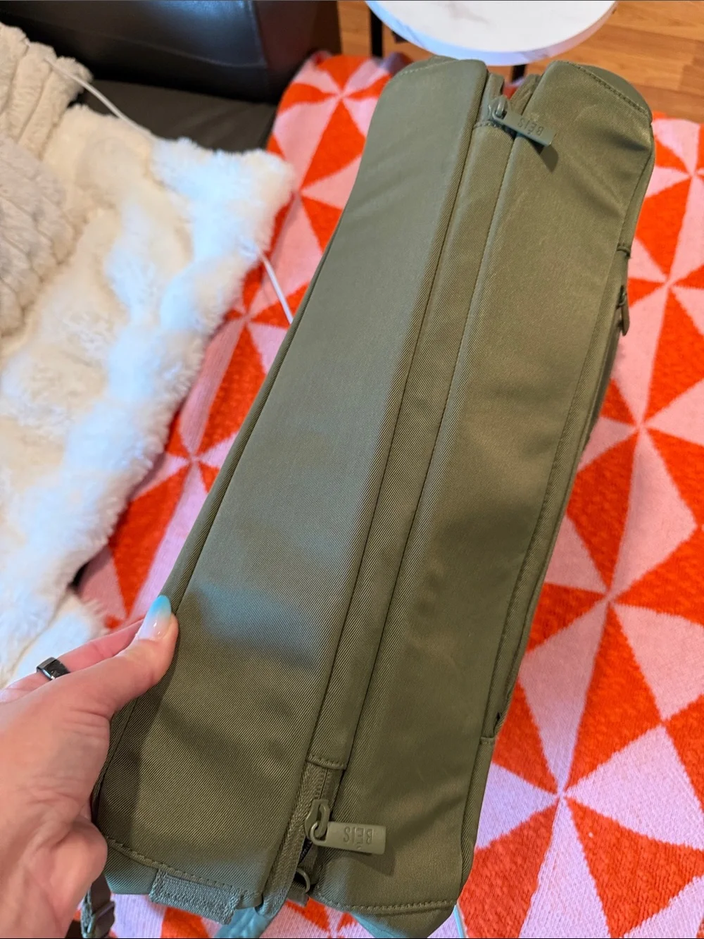 BEIS olive green